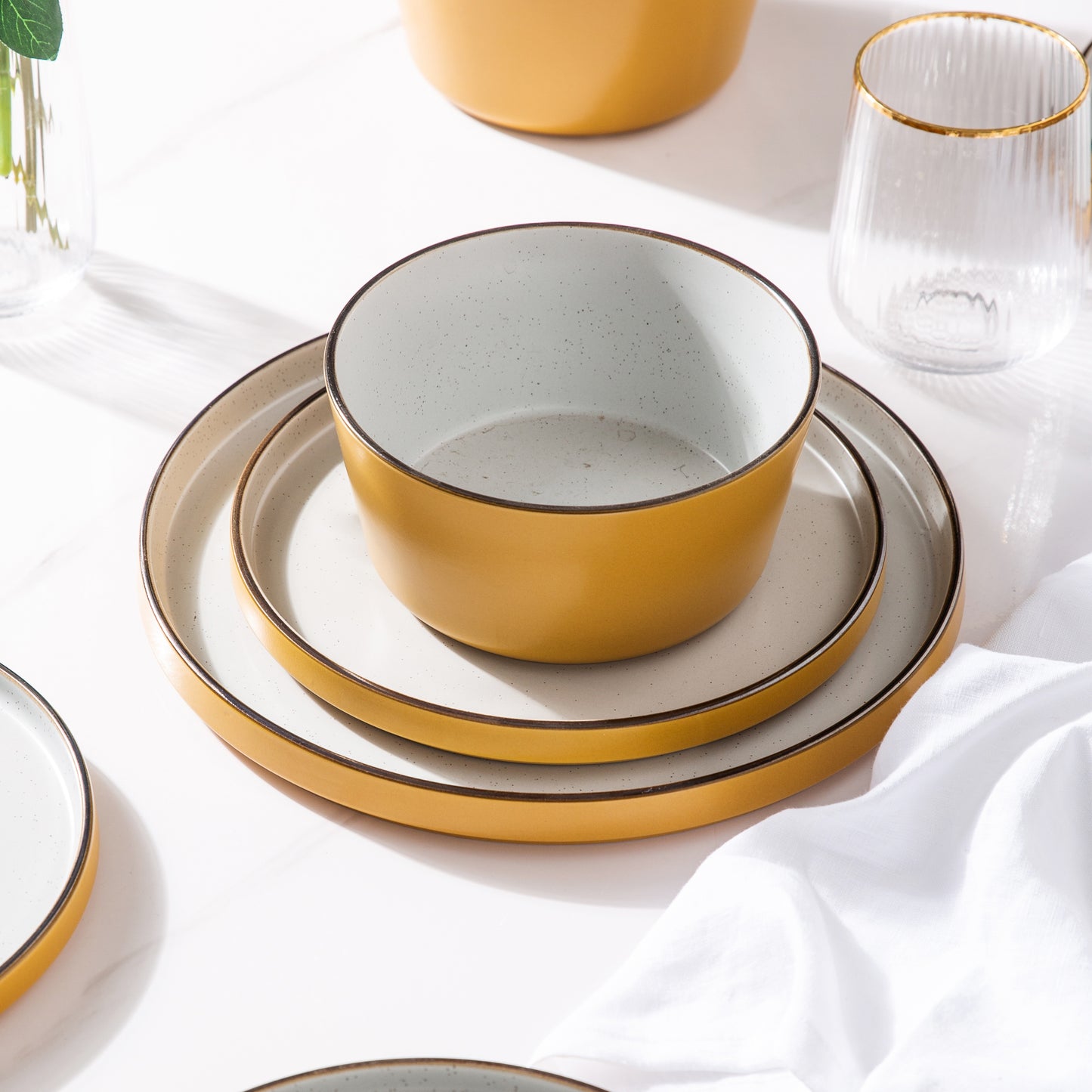 XQUDW041 Dinnerware Set