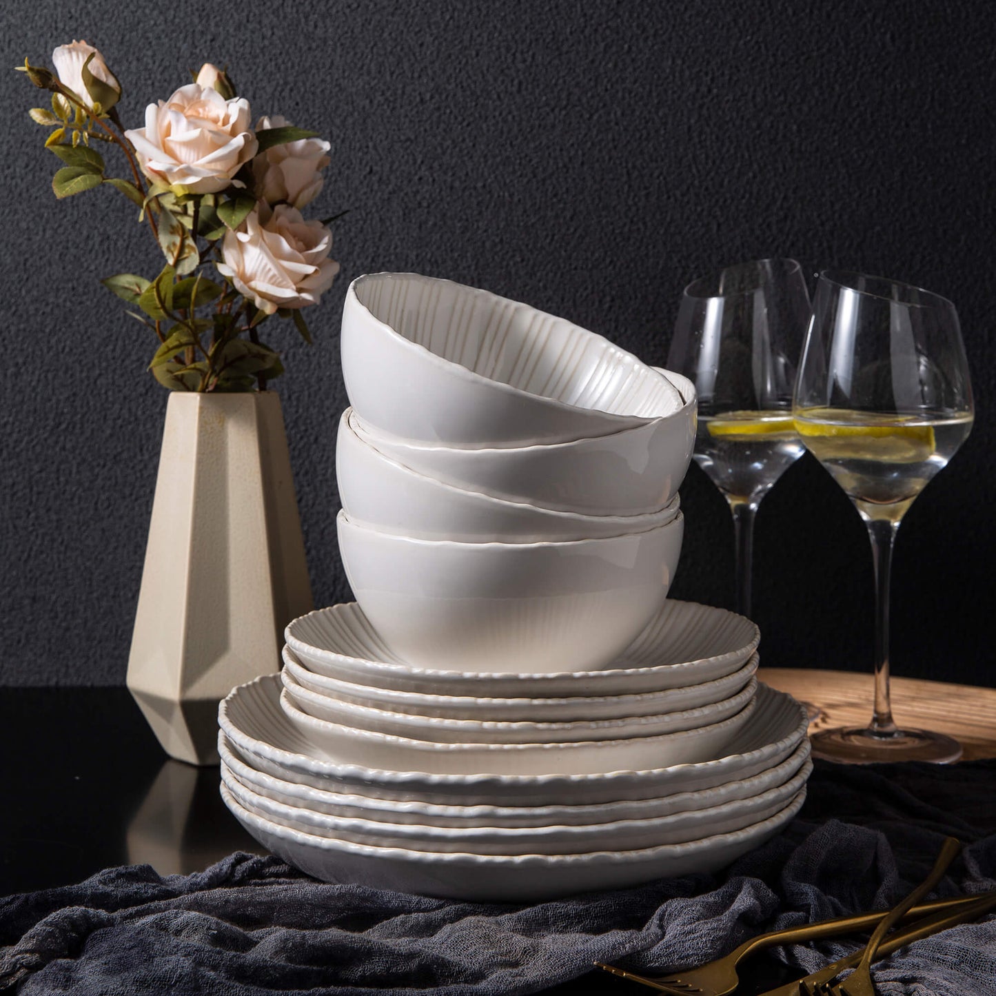 XTADW019 Dinnerware Set