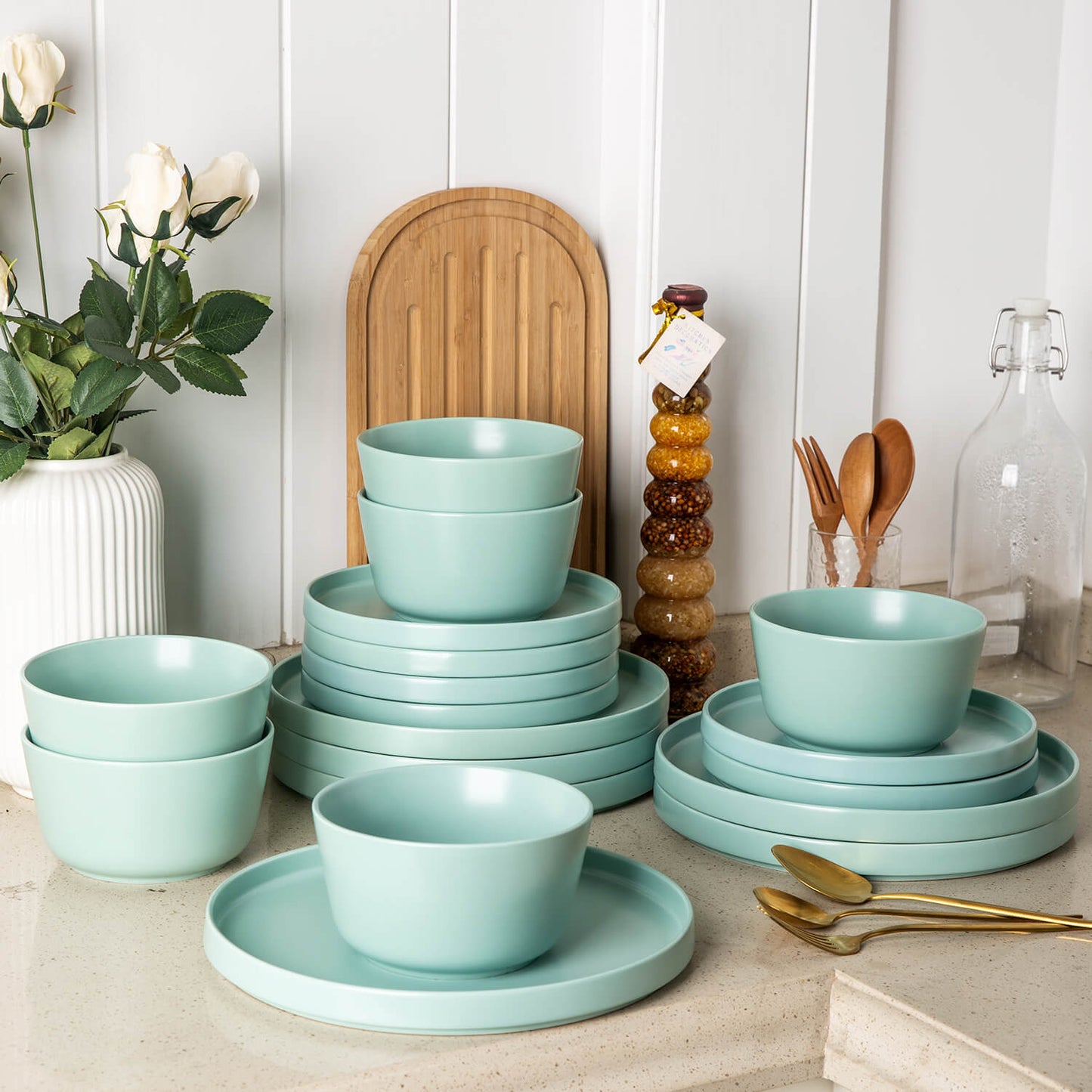 XQUDW001 Dinnerware Set