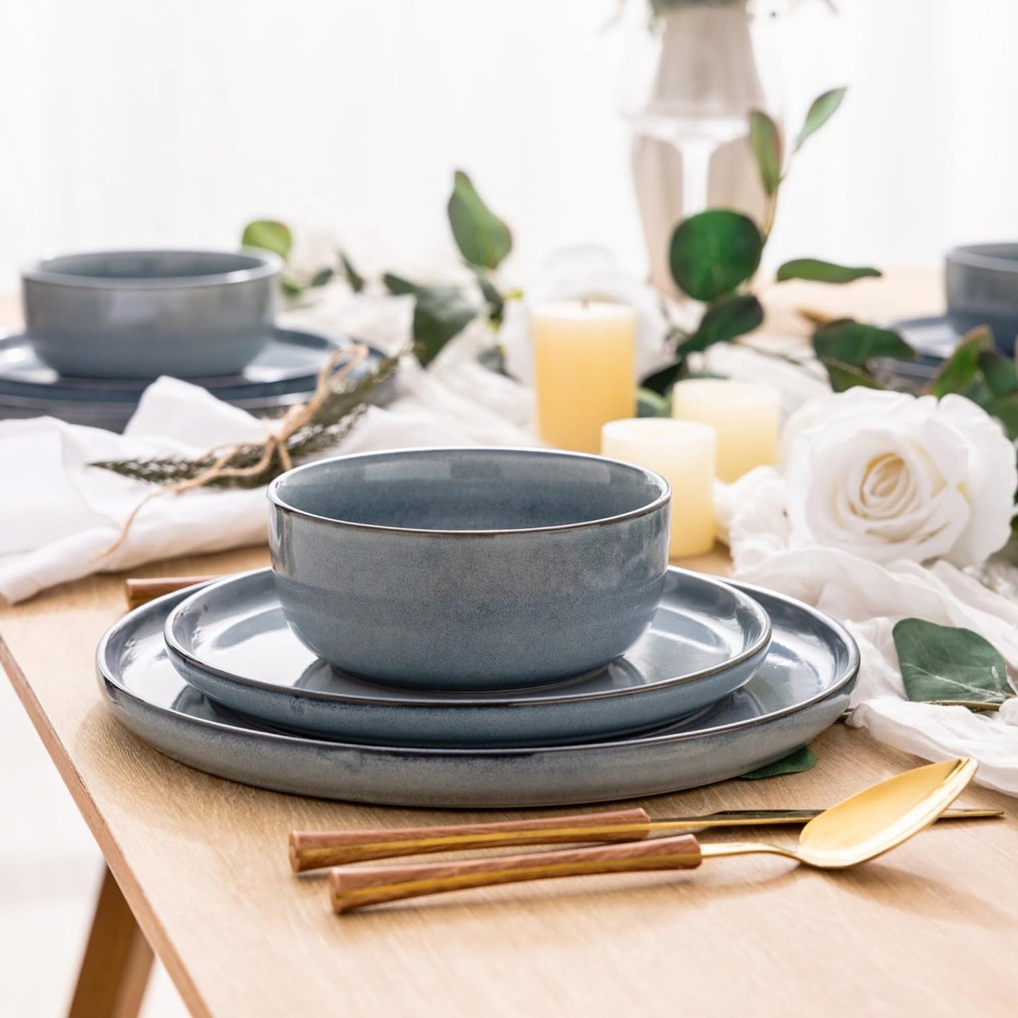 XTADW009 Dinnerware Set - Reactive Blue