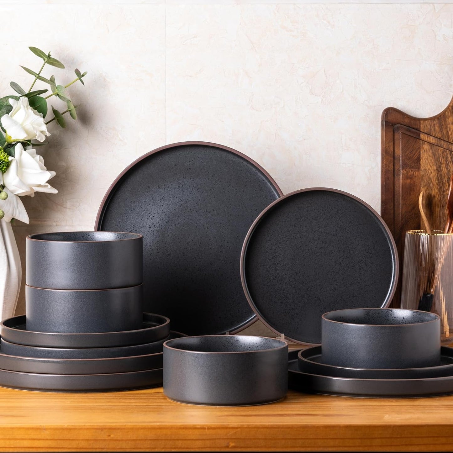 SLUDW013 Dinnerware Set - Black With Coffee Rim