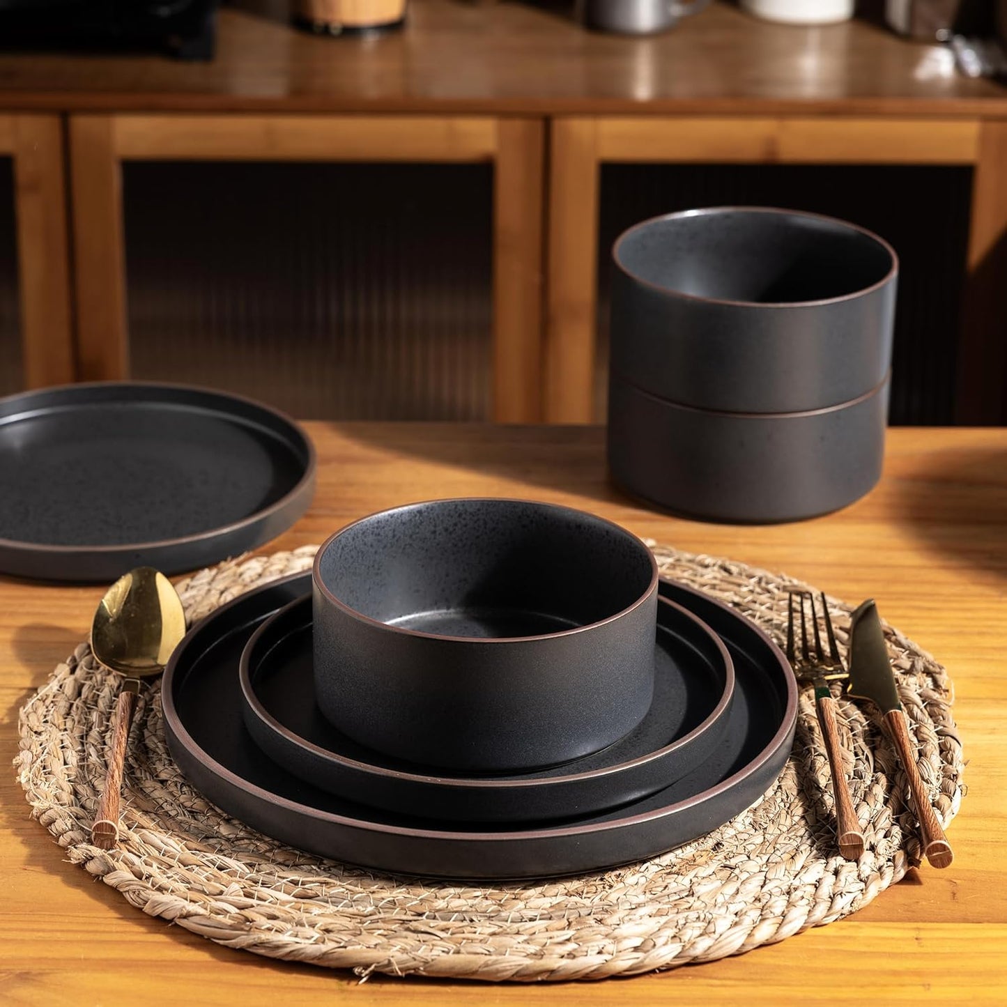 SLUDW013 Dinnerware Set - Black With Coffee Rim