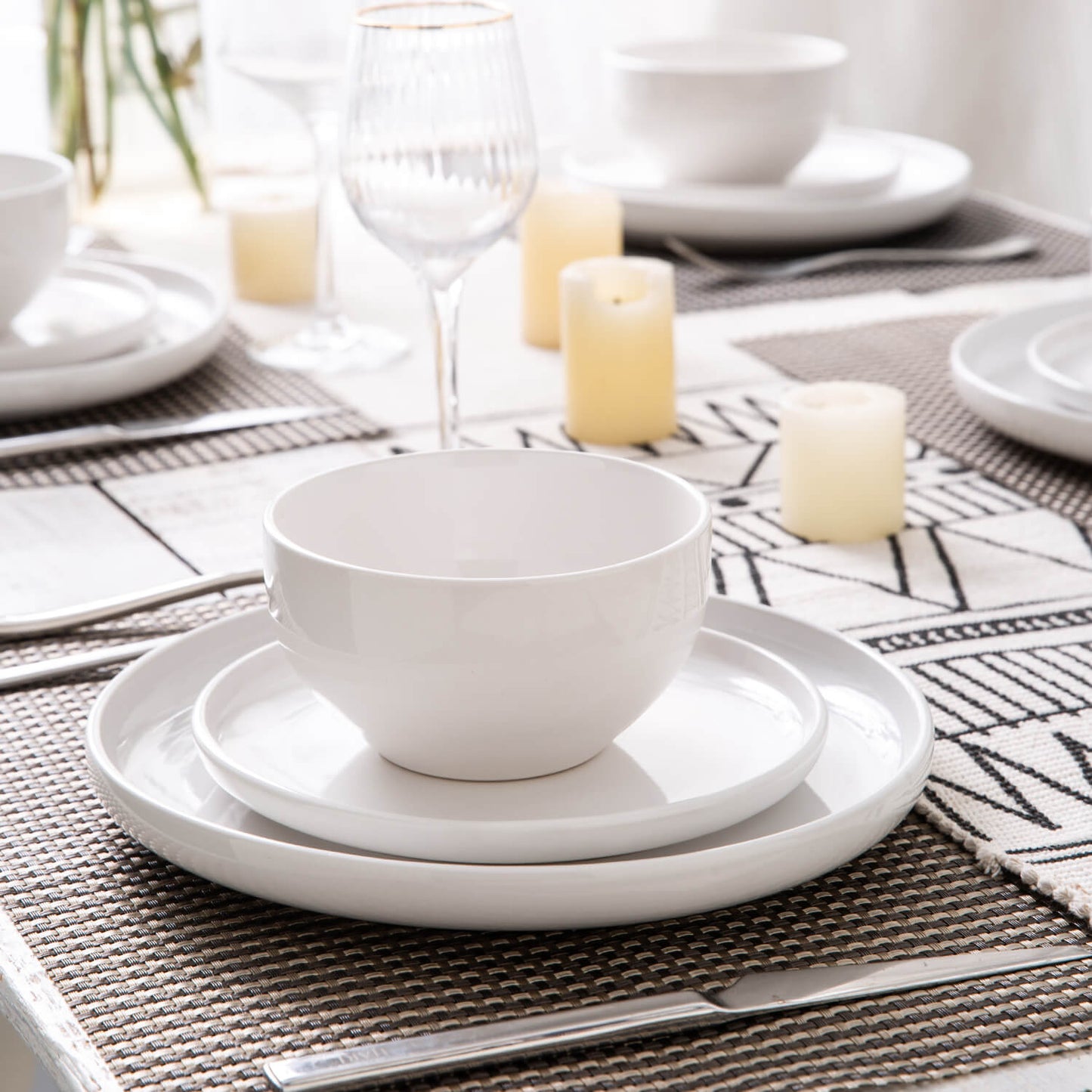 XQUDW003 Dinnerware Set