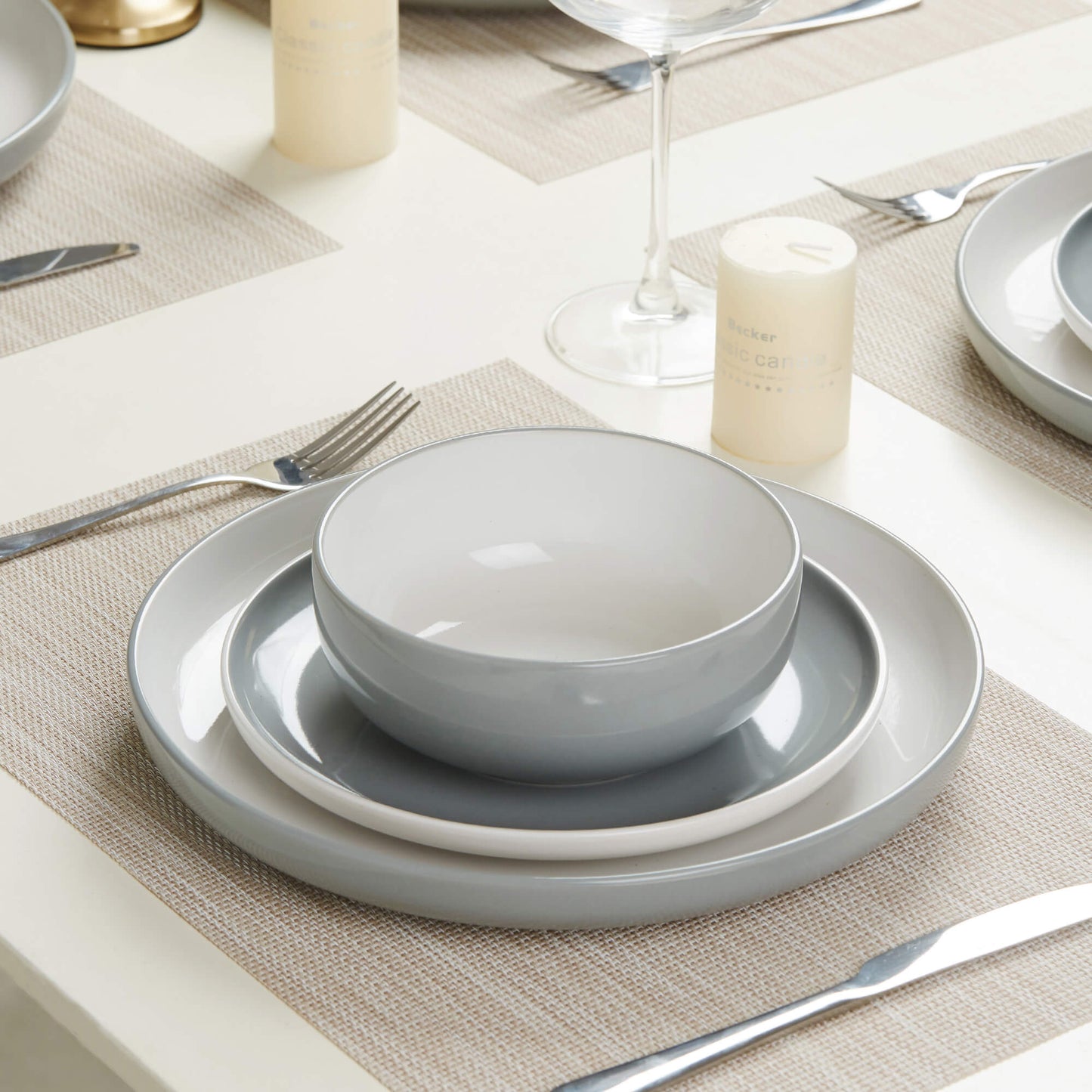 XQUDW017 Dinnerware Set